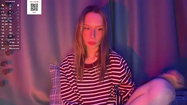 DellaCampbell online show from April 2026 04:04:02 PM