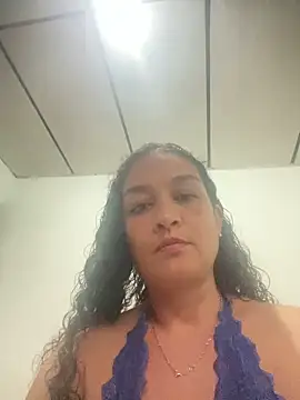 Rosalinda 77 online show from May 2026 09:42:02 PM
