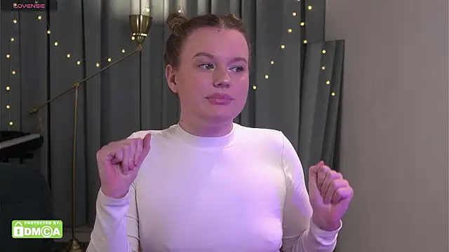 Agatha Gris online show from February 2026 11:03:02 PM