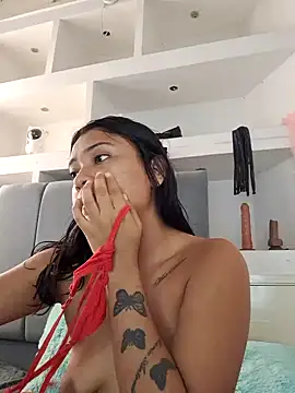 Snapshot of Layla_em chatting on February 2026 02:37:01 PM Layla em online show from February 2026 02:37:01 PM