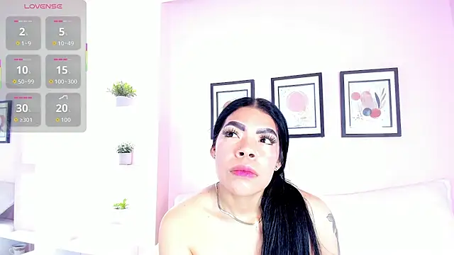 Sophia Salem online show from February 2026 11:59:01 AM