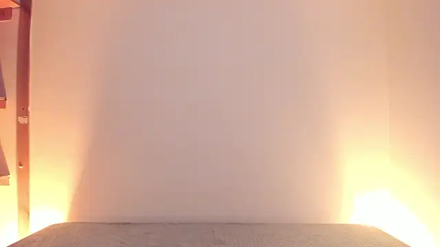 Axel nova online show from February 2026 07:01:02 PM