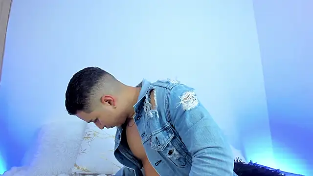 Snapshot of Axel_nova chatting on March 2026 02:13:01 PM Axel nova online show from March 2026 02:13:01 PM