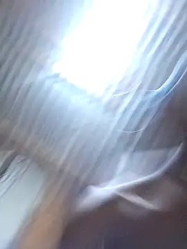 Snapshot of Peterveero12 chatting on February 2026 08:24:02 PM Peterveero12 online show from February 2026 08:24:02 PM