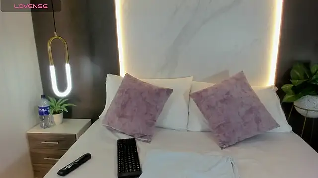 valeryn  rosse online show from February 2026 03:26:01 AM