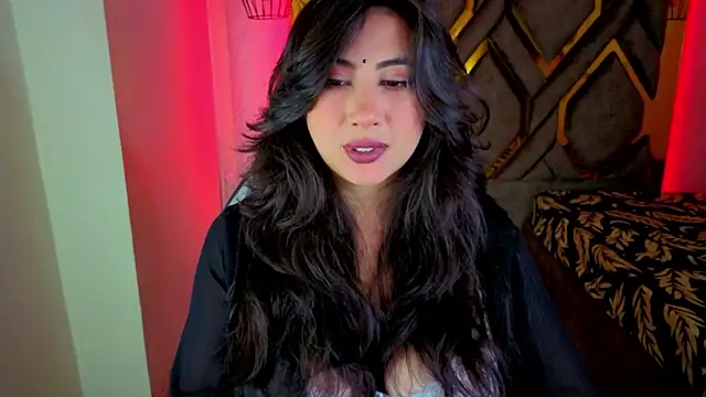 Luvienne online show from February 2026 07:37:02 PM