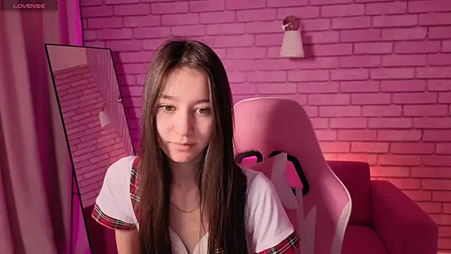 Nicole Brownie online show from May 2026 12:38:01 AM