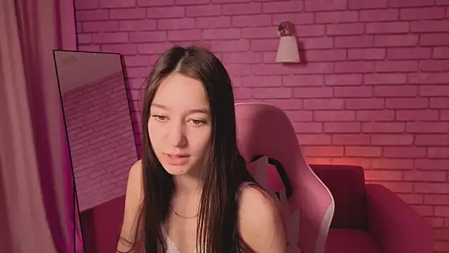 Nicole Brownie online show from May 2026 12:52:01 AM