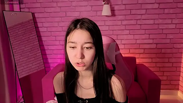 Nicole Brownie online show from May 2026 12:52:02 AM