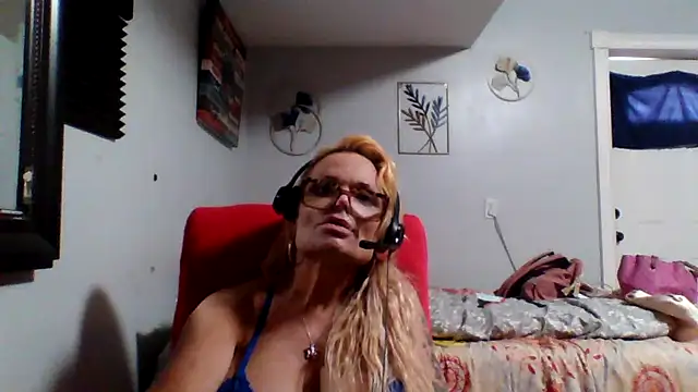 starandsky online show from June 2026 03:44:01 PM