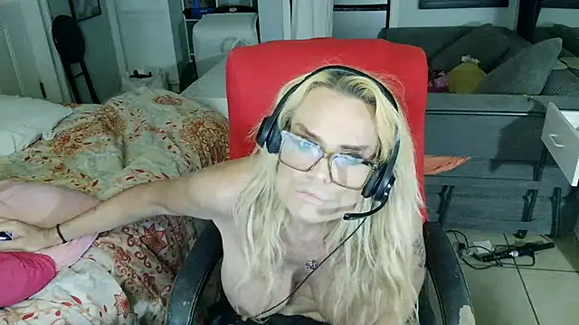 starandsky online show from July 2026 09:39:01 AM