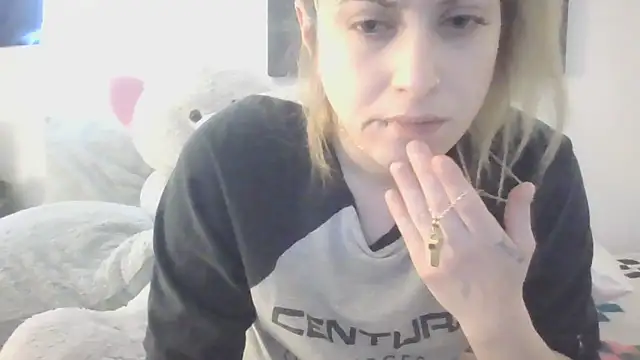 Snapshot of SpicyNatashaXO chatting on February 2026 04:33:01 PM SpicyNatashaXO online show from February 2026 04:33:01 PM