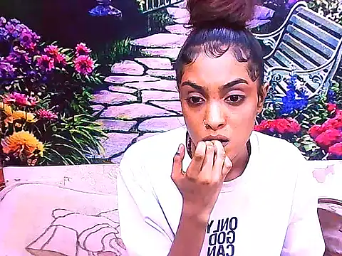 IndianPretty14u2Luv online show from February 2026 05:06:02 AM