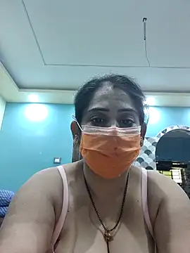 diyam4002 online show from February 2026 09:06:01 AM