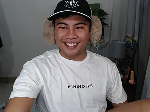 Snapshot of beraldick chatting on February 2026 11:19:02 AM beraldick online show from February 2026 11:19:02 AM