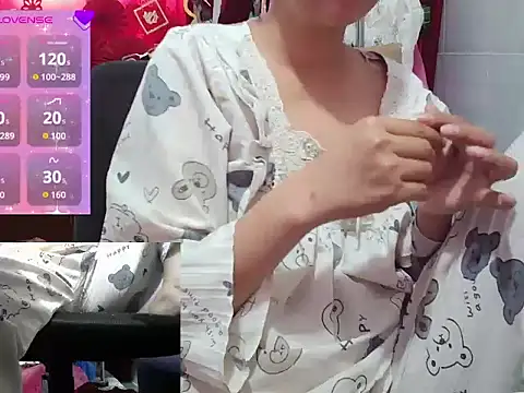 Snapshot of song_ngan chatting on February 2026 02:39:02 AM song ngan online show from February 2026 02:39:02 AM