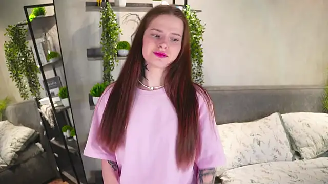 Snapshot of BeatrizSirak chatting on February 2026 11:09:02 AM BeatrizSirak online show from February 2026 11:09:02 AM