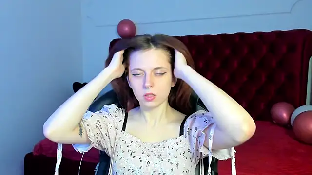 FreyaVey online show from February 2026 06:12:02 AM