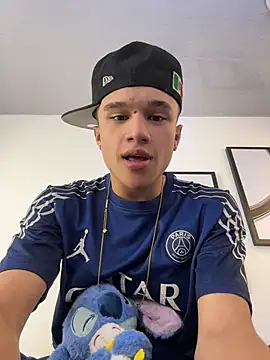Dominik Souza online show from July 2026 04:43:02 AM