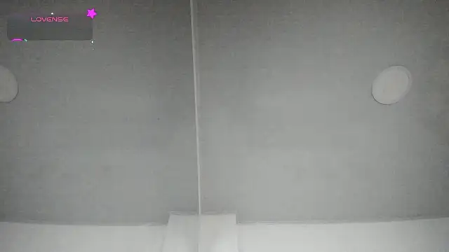 Isabella Moon9 online show from May 2026 11:51:01 AM
