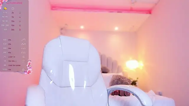 Snapshot of KataThonpson chatting on April 2026 07:56:01 AM KataThonpson online show from April 2026 07:56:01 AM