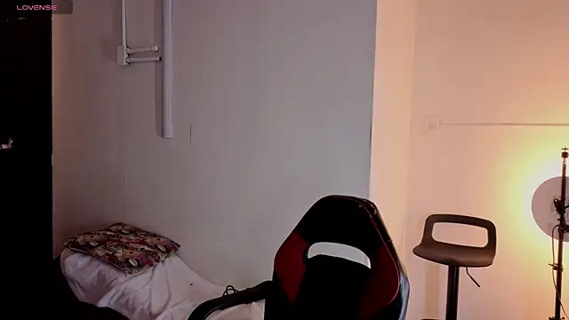 megara hott online show from February 2026 03:52:01 PM