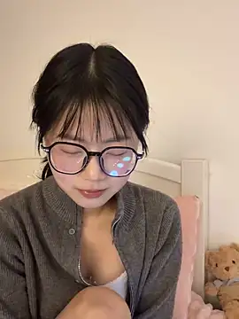 Snapshot of Nana-3 chatting on February 2026 04:06:01 PM Nana-3 online show from February 2026 04:06:01 PM