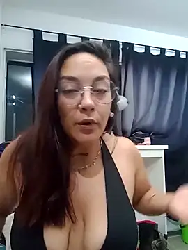 kuramaqueen online show from March 2026 05:08:02 AM