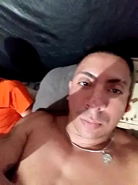 Snapshot of analub01 chatting on February 2026 01:50:02 AM analub01 online show from February 2026 01:50:02 AM