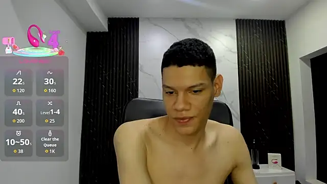 Snapshot of milo_cruz_ chatting on June 2026 02:01:02 AM milo cruz online show from June 2026 02:01:02 AM