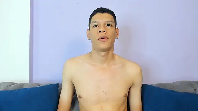 Snapshot of milo_cruz_ chatting on July 2026 09:36:02 PM milo cruz online show from July 2026 09:36:02 PM