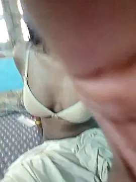 Snapshot of Roohbabe chatting on February 2026 08:53:01 AM Roohbabe online show from February 2026 08:53:01 AM