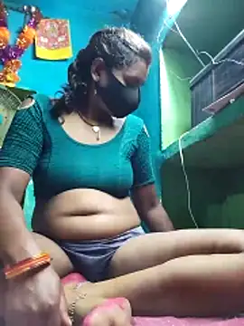Chanchal pande online show from May 2026 10:28:01 PM