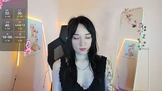 AliceeinWonderlanddd online show from May 2026 02:19:01 AM