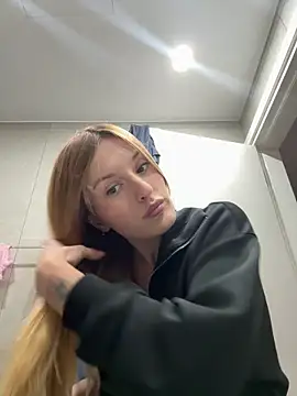 madlynn online show from February 2026 04:44:01 PM