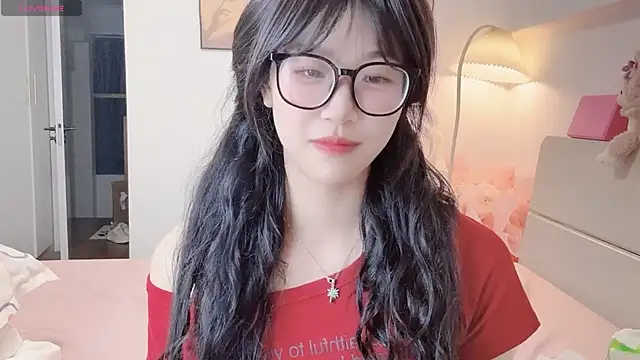 Luminous4173 online show from May 2026 01:28:01 PM