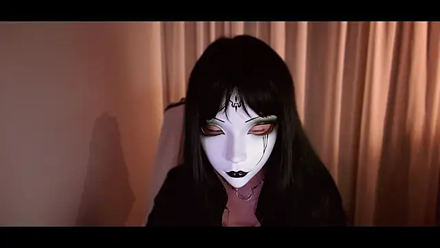 Snapshot of NoirLiliyaa chatting on February 2026 07:52:01 PM NoirLiliyaa online show from February 2026 07:52:01 PM