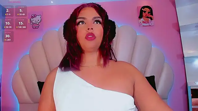 Snapshot of Maia_Hotts chatting on February 2026 05:01:02 AM Maia Hotts online show from February 2026 05:01:02 AM