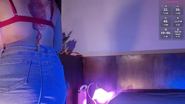 Snapshot of Maddie_fields chatting on February 2026 05:02:01 PM Maddie fields online show from February 2026 05:02:01 PM