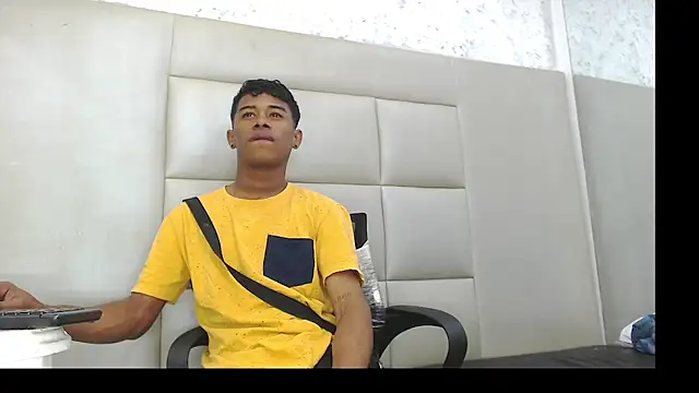 TonnyMarck online show from February 2026 02:52:02 AM