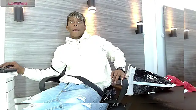 TonnyMarck online show from March 2026 02:16:02 AM