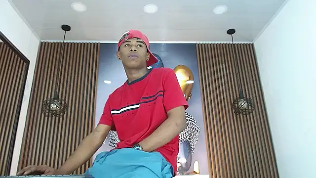 TonnyMarck online show from March 2026 11:50:02 AM