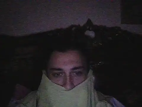 Snapshot of RefacingRight chatting on February 2026 07:06:01 AM RefacingRight online show from February 2026 07:06:01 AM