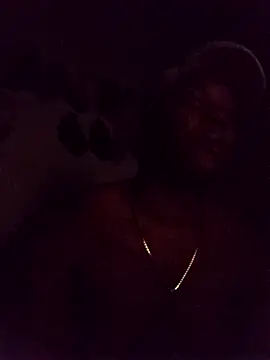 Snapshot of Leyder31 chatting on February 2026 06:40:02 AM Leyder31 online show from February 2026 06:40:02 AM