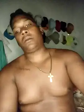 Snapshot of Leyder31 chatting on February 2026 04:50:02 AM Leyder31 online show from February 2026 04:50:02 AM