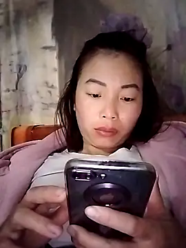 Ella-aa online show from March 2026 09:42:02 PM