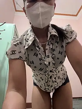 YANINA120 online show from February 2026 09:57:02 PM