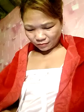 Snapshot of maymay-2000 chatting on February 2026 09:20:02 PM maymay-2000 online show from February 2026 09:20:02 PM