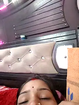 Snapshot of bhavna_pandit chatting on April 2026 04:29:01 PM bhavna pandit online show from April 2026 04:29:01 PM