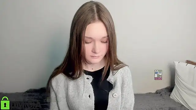 Elina X online show from May 2026 01:40:01 PM
